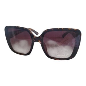 New Tahari Oversized Tortoiseshell Brown Sunglasses TH815 TS